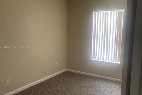 Touwnhouse à louer à Greenacres, Floride: 3 chambres, 162.39 m2 № 1960314 - photo 6