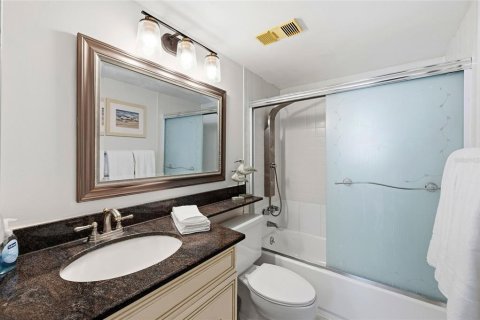 Condominio en venta en Madeira Beach, Florida, 2 dormitorios, 108.51 m2 № 2198802 - foto 29