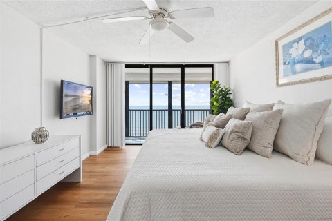 Condominio en venta en Madeira Beach, Florida, 2 dormitorios, 108.51 m2 № 2198802 - foto 24