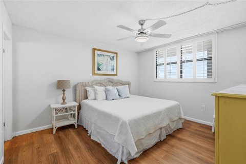 Condominio en venta en Madeira Beach, Florida, 2 dormitorios, 108.51 m2 № 2198802 - foto 27