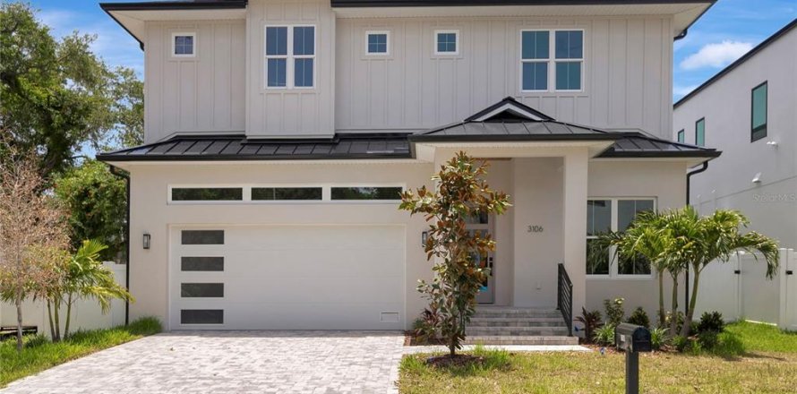 Villa ou maison à Tampa, Floride 5 chambres, 318.28 m2 № 2223443