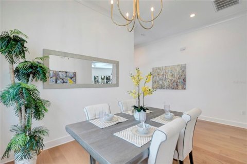 Villa ou maison à vendre à Tampa, Floride: 5 chambres, 318.28 m2 № 2223443 - photo 14