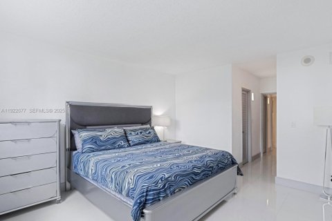 Copropriété à louer à Sunny Isles Beach, Floride: 1 chambre, 93.37 m2 № 1976880 - photo 7