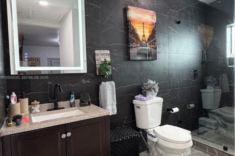 House in Fort Lauderdale, Florida 3 bedrooms, 112.6 sq.m. № 2067135 - photo 17