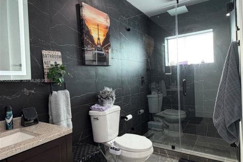 House in Fort Lauderdale, Florida 3 bedrooms, 112.6 sq.m. № 2067135 - photo 18