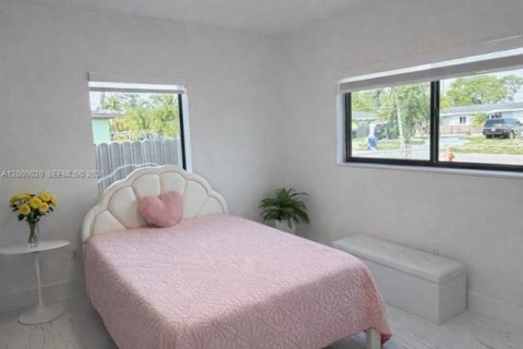 House in Fort Lauderdale, Florida 3 bedrooms, 112.6 sq.m. № 2067135 - photo 22