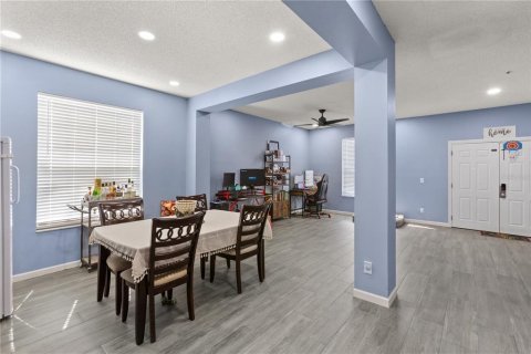 Villa ou maison à vendre à Orlando, Floride: 4 chambres, 276.76 m2 № 2267094 - photo 5