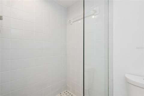 Condo in Venice, Florida, 2 bedrooms  № 1626989 - photo 20