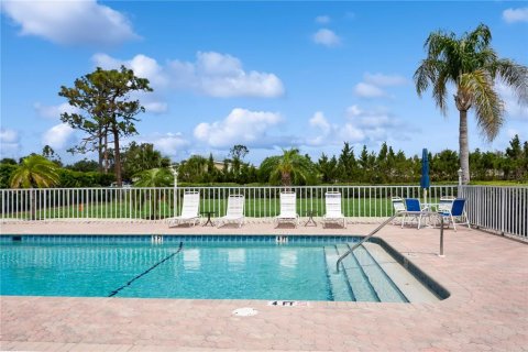 Condo in Venice, Florida, 2 bedrooms  № 1626989 - photo 30