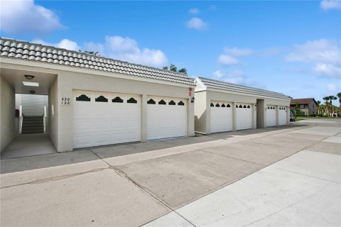 Condo in Venice, Florida, 2 bedrooms  № 1626989 - photo 2