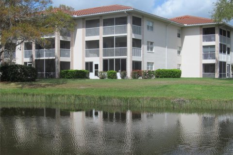 Condominio en Bradenton, Florida, 2 dormitorios № 2221540