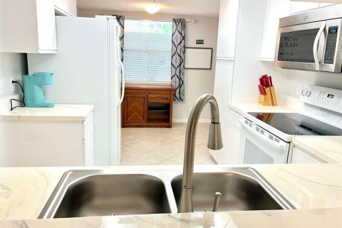 Condominio en venta en Bradenton, Florida, 2 dormitorios, 96.8 m2 № 2221540 - foto 5