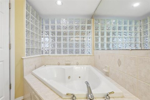 Villa ou maison à vendre à Riverview, Floride: 3 chambres, 204.48 m2 № 2299320 - photo 29