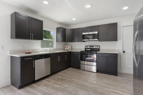Villa ou maison à vendre à Vero Beach, Floride: 3 chambres, 129.32 m2 № 2417971 - photo 5