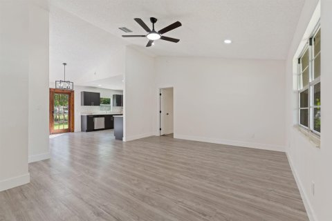 Villa ou maison à vendre à Vero Beach, Floride: 3 chambres, 129.32 m2 № 2417971 - photo 13
