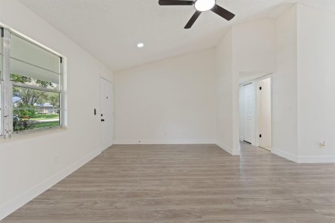 Villa ou maison à vendre à Vero Beach, Floride: 3 chambres, 129.32 m2 № 2417971 - photo 17