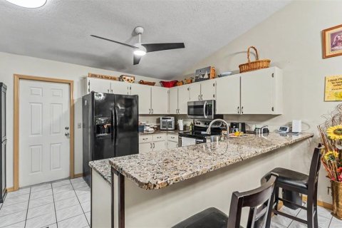 Condo in Avon Park, Florida, 2 bedrooms  № 2095770 - photo 22