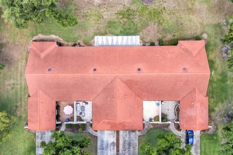Condo in Avon Park, Florida, 2 bedrooms  № 2095770 - photo 11