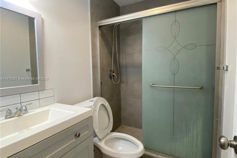 Снять в аренду виллу или дом в Флорида-Сити, Флорида 4 спальни, 139.45м2, № 1970735 - фото 9