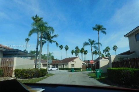 Снять в аренду виллу или дом в Хайалиа, Флорида 2 спальни, 86.58м2, № 1943930 - фото 27