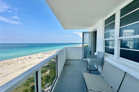 Copropriété à louer à Miami Beach, Floride: 2 chambres, 110.55 m2 № 1817177 - photo 1