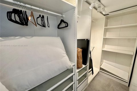Copropriété à louer à Miami Beach, Floride: 2 chambres, 110.55 m2 № 1817177 - photo 13