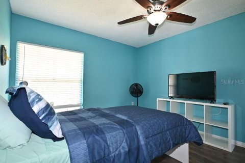 Townhouse in Wesley Chapel, Florida 3 bedrooms, 156.82 sq.m. № 1733364 - photo 28