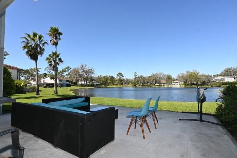 Townhouse in Wesley Chapel, Florida 3 bedrooms, 156.82 sq.m. № 1733364 - photo 14