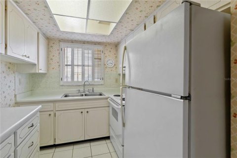 Casa en venta en Sarasota, Florida, 2 dormitorios, 86.77 m2 № 1719802 - foto 4