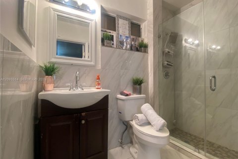 Villa ou maison à vendre à North Miami, Floride: 3 chambres, 119.1 m2 № 2278667 - photo 6