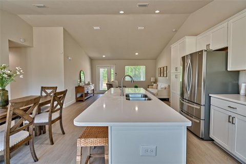 House in Hawthorne, Florida 4 bedrooms, 161.19 sq.m. № 1110199 - photo 15