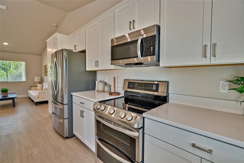 House in Hawthorne, Florida 4 bedrooms, 161.19 sq.m. № 1110199 - photo 14