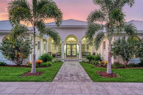 Casa en venta en Sarasota, Florida, 4 dormitorios, 306.76 m2 № 1885995 - foto 2