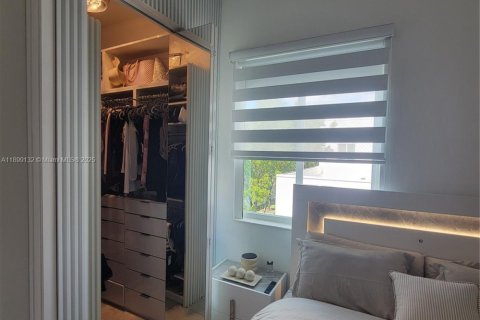 Apartamento en alquiler en Doral, Florida, 221.01 m2 № 1953680 - foto 17