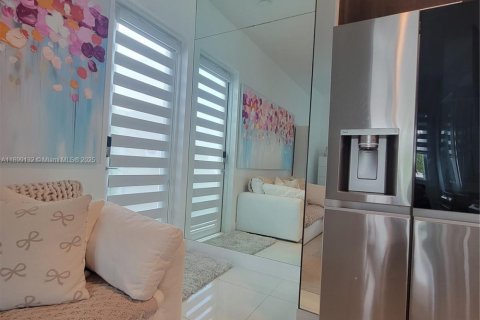 Apartamento en alquiler en Doral, Florida, 221.01 m2 № 1953680 - foto 24