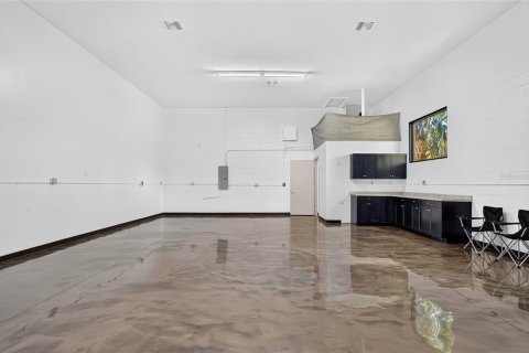 Купить коммерческую недвижимость в Порт-Оранж, Флорида 104.05м2, № 2347854 - фото 7