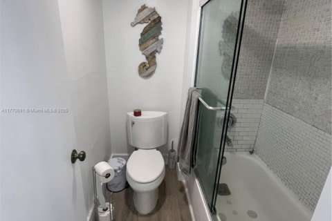 Condo in Weston, Florida, 2 bedrooms  № 1861224 - photo 19