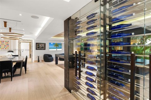 Casa en venta en Miami Beach, Florida, 5 dormitorios, 315.87 m2 № 2154869 - foto 15