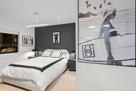 Casa en venta en Miami Beach, Florida, 5 dormitorios, 315.87 m2 № 2154869 - foto 18