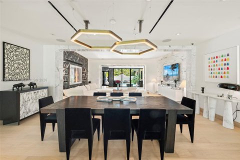 Casa en venta en Miami Beach, Florida, 5 dormitorios, 315.87 m2 № 2154869 - foto 8