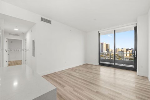 Apartment in Hallandale Beach, Florida 2 bedrooms, 110.09 sq.m. № 1993491 - photo 3