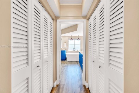 Condo in Deerfield Beach, Florida, 3 bedrooms  № 2041617 - photo 20