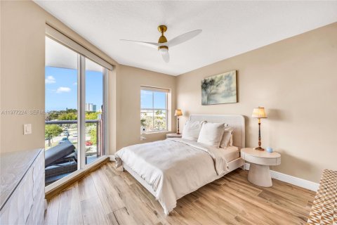 Condo in Deerfield Beach, Florida, 3 bedrooms  № 2041617 - photo 23