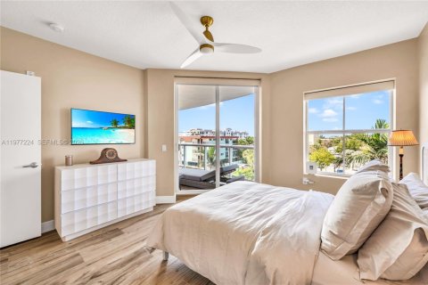Condo in Deerfield Beach, Florida, 3 bedrooms  № 2041617 - photo 24