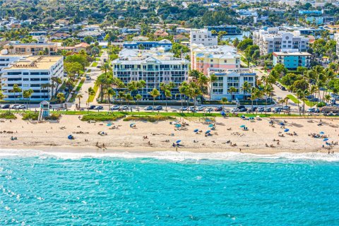 Condo in Deerfield Beach, Florida, 3 bedrooms  № 2041617