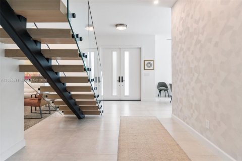 Villa ou maison à vendre à Aventura, Floride: 5 chambres, 326.18 m2 № 2088357 - photo 15