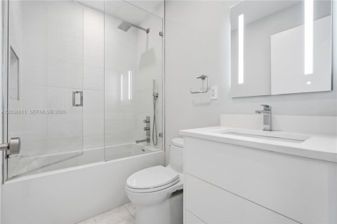 Villa ou maison à vendre à Aventura, Floride: 5 chambres, 326.18 m2 № 2088357 - photo 29