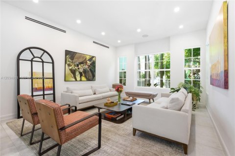 Villa ou maison à vendre à Aventura, Floride: 5 chambres, 326.18 m2 № 2088357 - photo 4