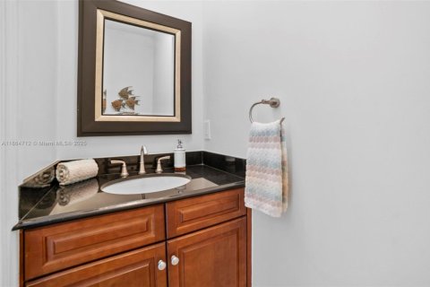 Townhouse in Fort Lauderdale, Florida 3 bedrooms, 186.55 sq.m. № 1892735 - photo 6