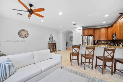 Townhouse in Fort Lauderdale, Florida 3 bedrooms, 186.55 sq.m. № 1892735 - photo 15